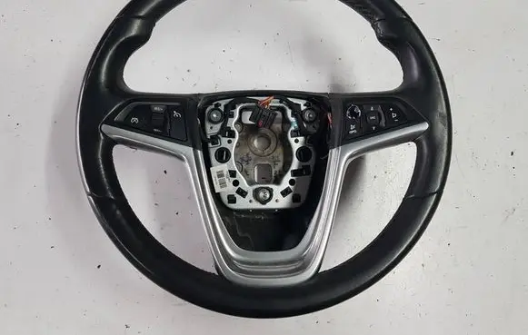 Opel Insignia A Steering wheel 13316547