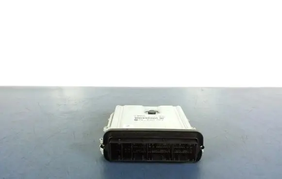 BMW 5 F10 F11 Engine control unit/module ECU 8513250