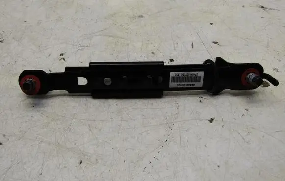 Hyundai Tucson TL Seat belt trim 88890-D7000