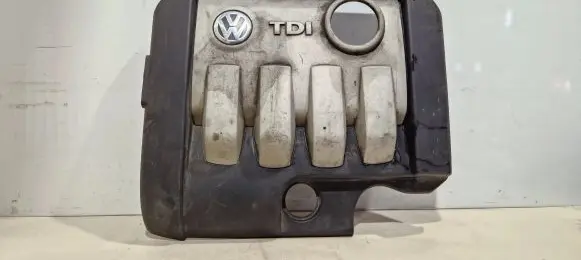 Volkswagen Touran I Engine cover (trim) 03g103925b