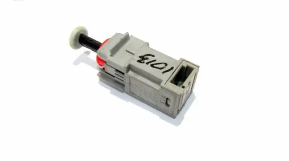 Clutch pedal sensor