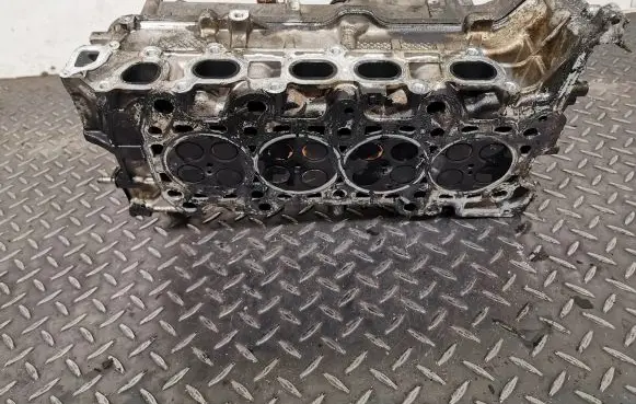Honda CR-V Engine head 