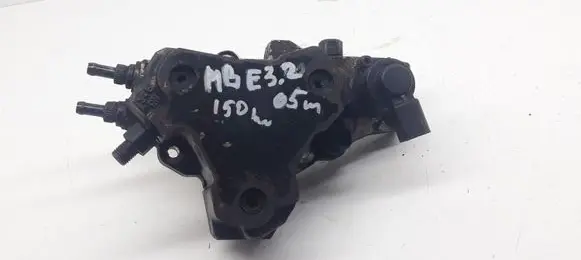 Mercedes-Benz E W211 Fuel injection high pressure pump 0445010078 A6460700101
