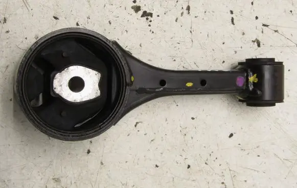 Suzuki SX4 S-Cross Engine mount vacuum valve 17D23A3