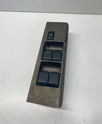 Nissan Navara Electric window control switch 2259004216A28A