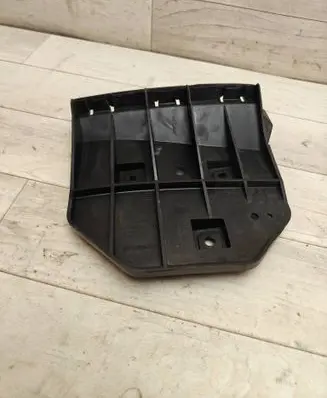 Volvo V50 Rear bumper mounting bracket 30763020