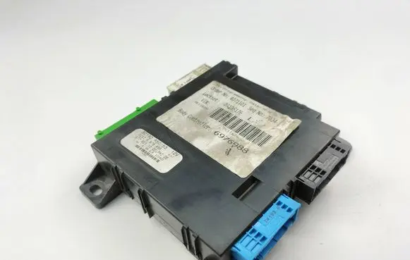 Mini One - Cooper R50 - 53 Fuse module 6976988 07136176
