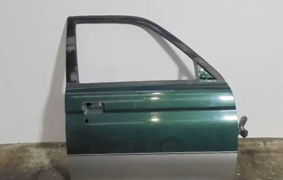 Mitsubishi Pajero Front door