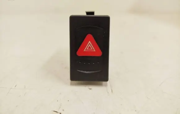 Volkswagen PASSAT B5 Hazard light switch 3B0953235B
