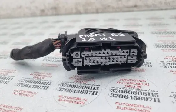Volkswagen PASSAT B6 ABS module connector plug 1K0973038
