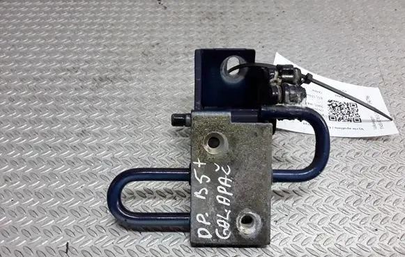 Volkswagen PASSAT B5.5 Rear door lower hinge 3B4833412D