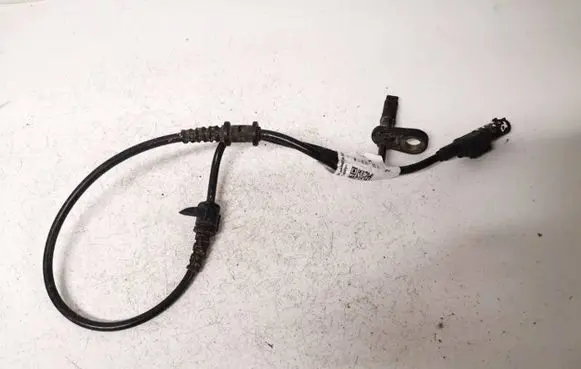 Mercedes-Benz CLS C219 ABS brake wheel speed sensor a2115402317