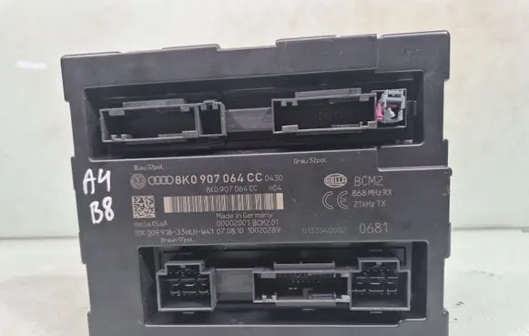 Audi A4 S4 B8 8K Comfort/convenience module 8K0907064CC