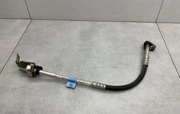 Ford Kuga II Air conditioning (A/C) pipe/hose F1F119D567AB