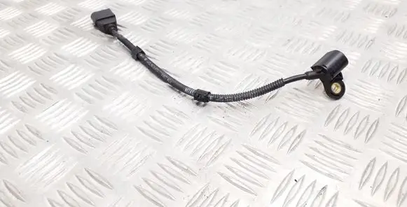 Volkswagen Golf VI Camshaft position sensor 03L907601