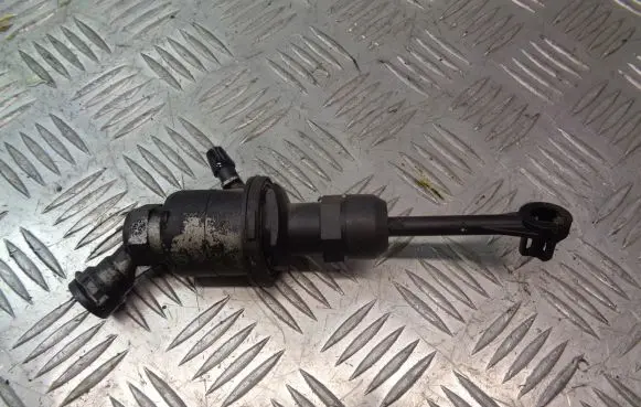 Nissan Micra Clutch release bearing slave cylinder 