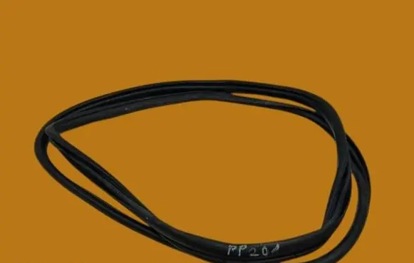 Toyota Auris E180 Rubber seal front door (on door) 