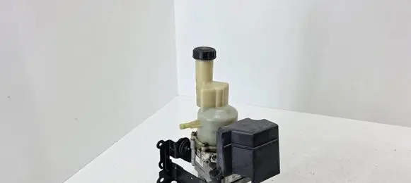 Citroen Jumpy Power steering pump 9818127580