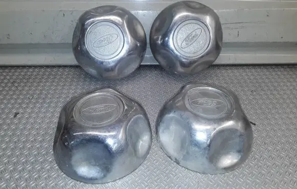 Ford Explorer Original wheel cap F67A1A096MA