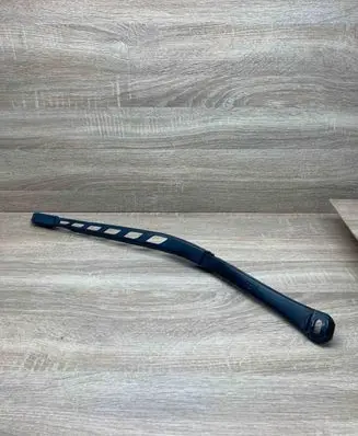 BMW 5 E60 E61 Front wiper blade arm 7198597