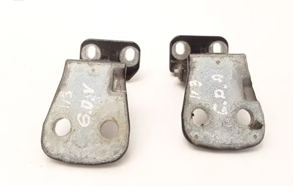Land Rover Discovery 3 - LR3 Rear door hinge set BDB780062 BDB780042