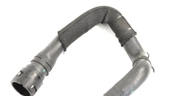 Land Rover Discovery 5 Engine coolant pipe/hose HPLA7752AB
