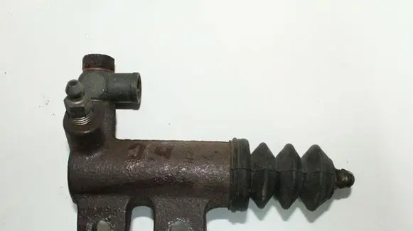 Mitsubishi Outlander Clutch release bearing slave cylinder 
