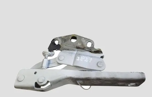 Volkswagen Golf VII Engine bonnet/hood hinges 3AA823301