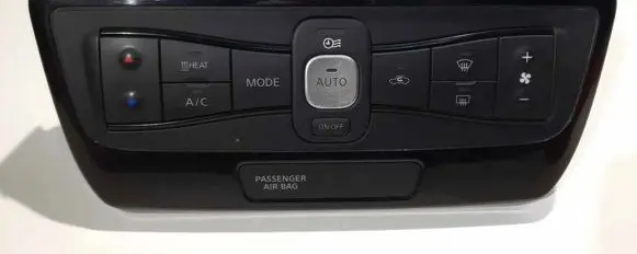 Nissan Leaf II (ZE1) Climate control unit 275005SE0A 84125SH0B