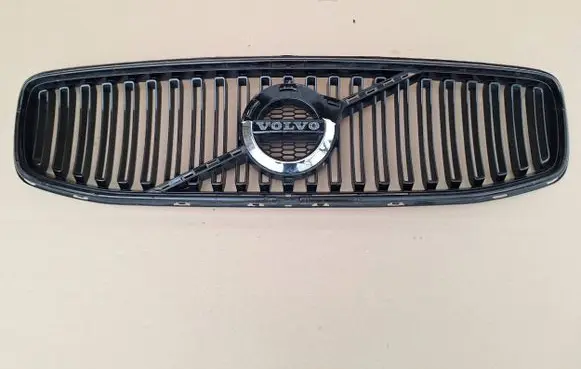 Volvo S90, V90 Front bumper