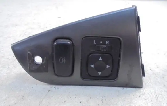 Mitsubishi Lancer VIII Wing mirror switch MR506517