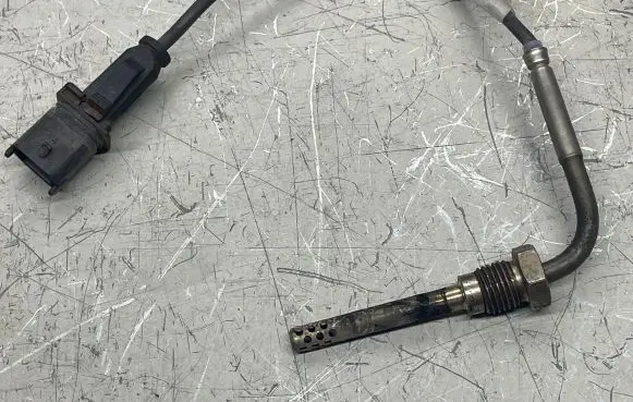Opel Insignia A Exhaust gas temperature sensor 55566185
