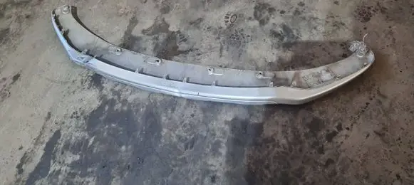 Volvo XC70 Front bumper lip 31353571