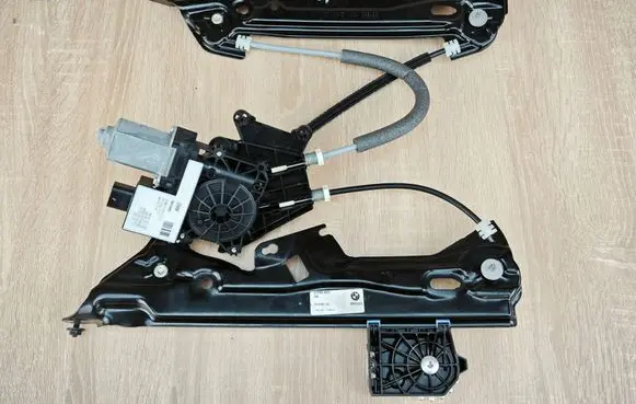 BMW 4 G22 G23 G24 G26 Rear door window regulator with motor 9854495