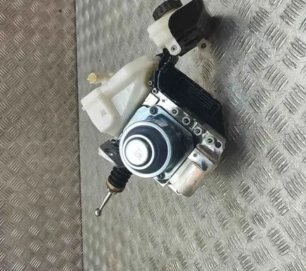 Volvo XC60 Brake booster 32384485 32384488