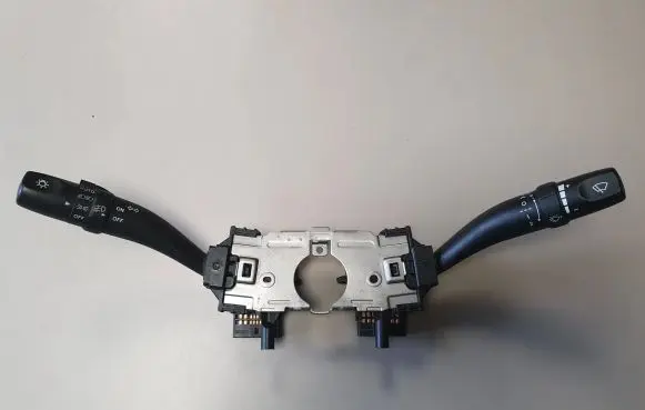 Hyundai Sonata Wiper turn signal indicator stalk/switch 934203K000