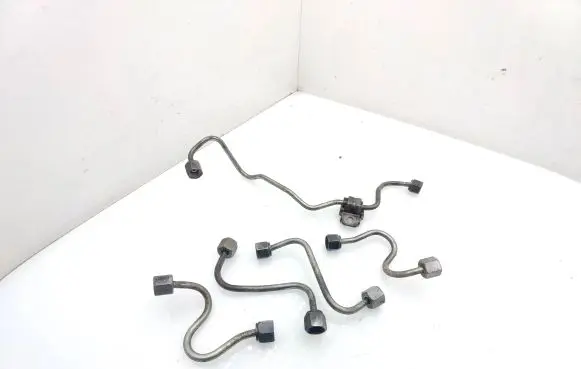 Ford Mondeo MK V Fuel injector supply line/pipe 