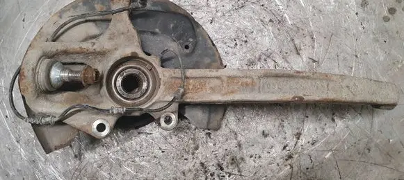 Mercedes-Benz R W251 Front wheel hub spindle knuckle