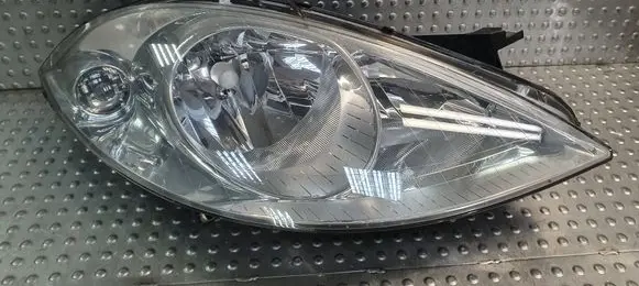 Mercedes-Benz A W169 Headlight/headlamp A1698200261