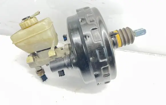 Mercedes-Benz ML W163 Brake booster A0014300708