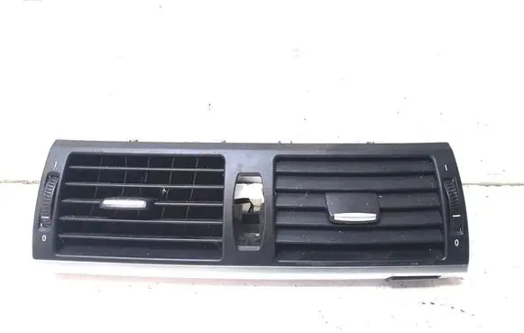 BMW X6 E71 Dashboard air vent grill cover trim 716180104