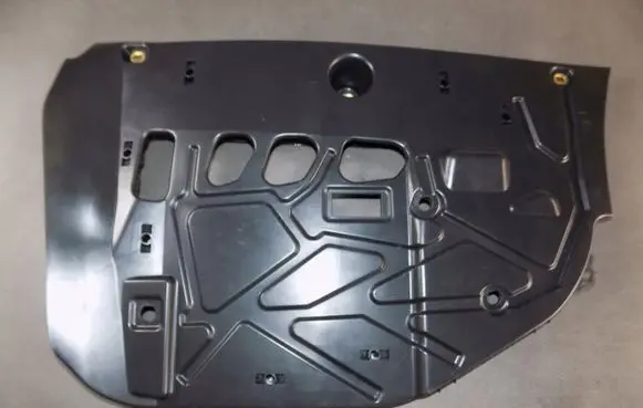 Volkswagen Touareg III Dashboard lower bottom trim panel 761863098