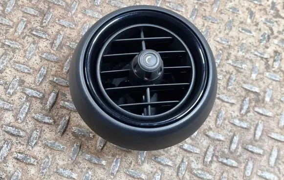 Mini One - Cooper F56 F55 Dashboard side air vent grill/cover trim 9262413