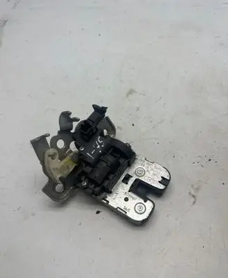 Audi A5 8T 8F Tailgate/trunk/boot lock/catch/latch 8K9827505A