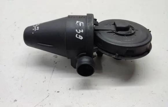 BMW 5 E39 Breather/breather pipe/hose 