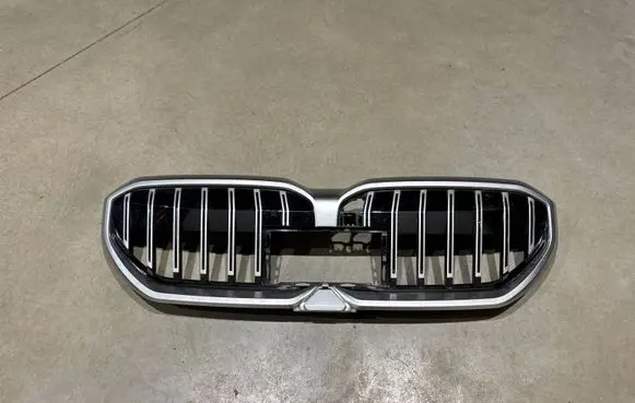 BMW 5 G60 Front grill 5A017A9 N15A017A915 P2JS101A1