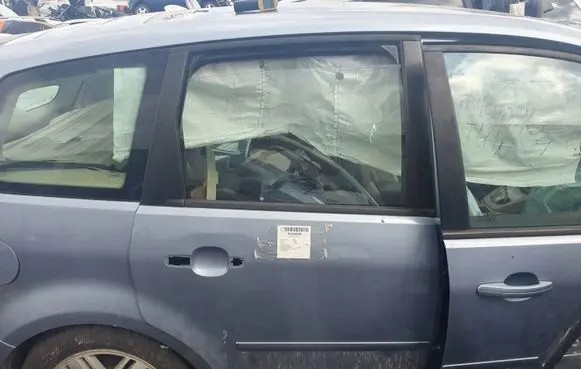 Ford C-MAX I Rear door
