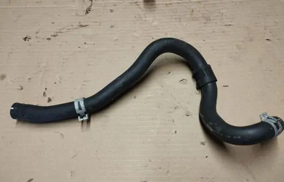 Honda CR-V Engine coolant pipe/hose