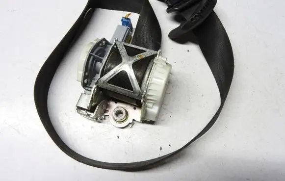 Citroen DS3 Front seatbelt 96851663XX