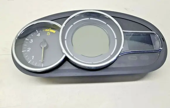Renault Megane III Speedometer (instrument cluster) A2C53363614 nr4805